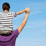 Parenting-kid-on-dads-shoulders