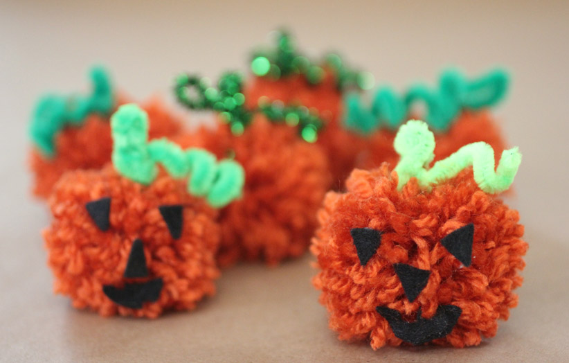 PomPom Pumpkins for Fall by Repeat Crafter Me
