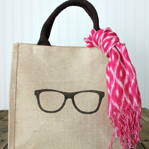 Trendy Burlap Tote by The Casual Craftlete