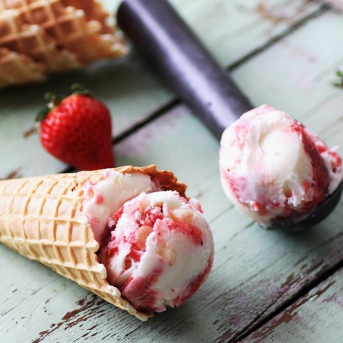 Le'Lemon Berry Ice Cream by Noshing With The Nolands