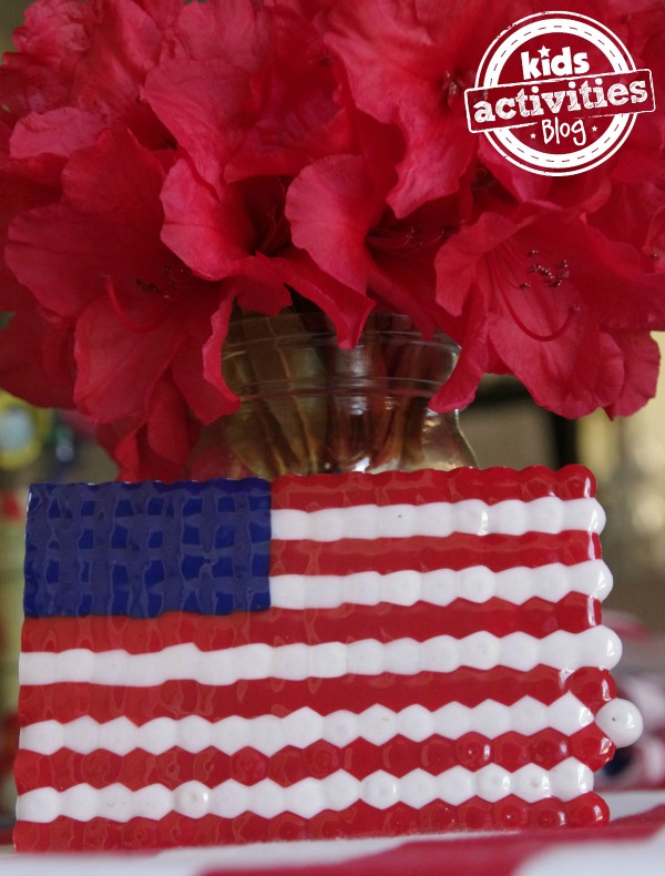 Patriotic Pony Bead Crafts for Fourth of July by Kids Activities Blog! So many cute ideas!