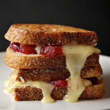 brie cranberry grilled cheese