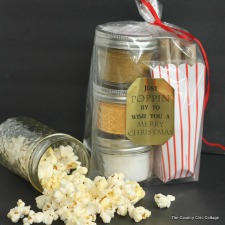 gourmet-popcorn-gift-with-mason-jars