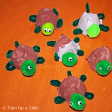 Egg Carton Turtle Craft (2)