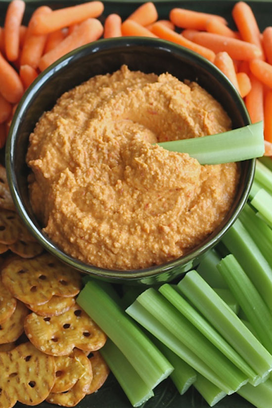 Roasted Red Pepper Hummus - forget traditionals dips, this homemade recipe as a dip or sandwich spread! It is gluten free, paleo friendly and DELICIOUS.
