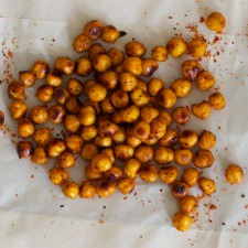 spicy-roasted-chickpeas