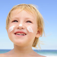19 Steps to Putting Sunscreen on Your Kids